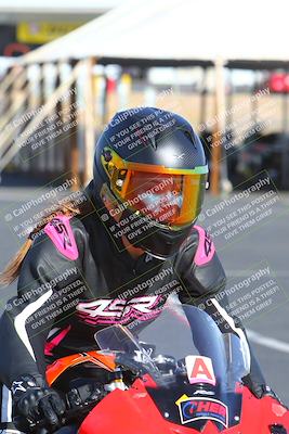 media/Apr-10-2022-SoCal Trackdays (Sun) [[f104b12566]]/Around the Pits/